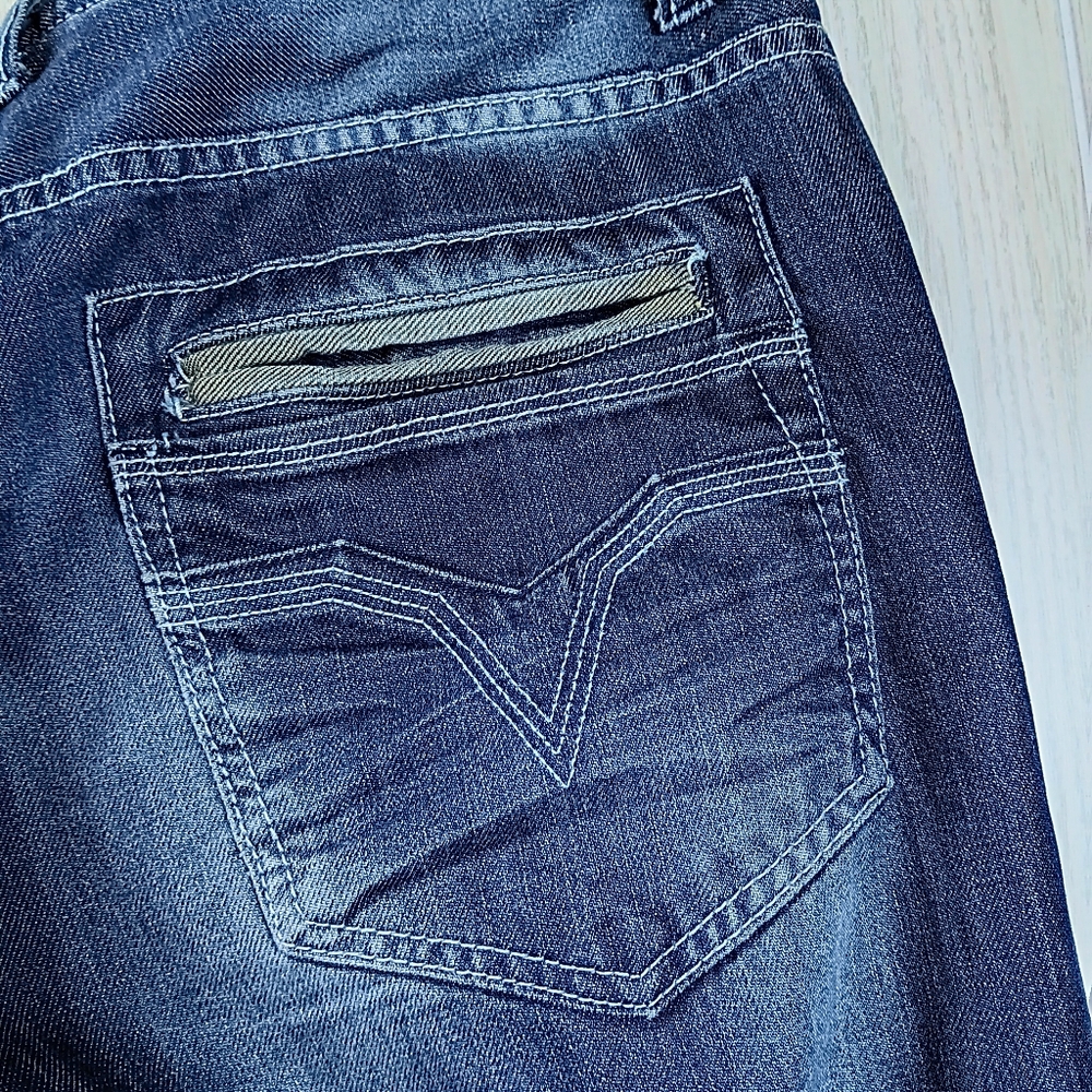 Helix Jeans Mens Size 36x34 Bootcut Blue Denim Whiskered Distressed.  - Picture 11 of 16
